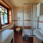 Apartment Gemuetliches 1-zimmer-appartment Mit Balkon