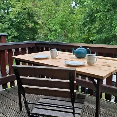 Apartment Gemuetliches 1-zimmer-appartment Mit Balkon *
